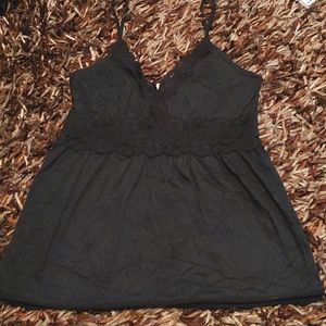 Juniors Black wrinkled lace camo Small